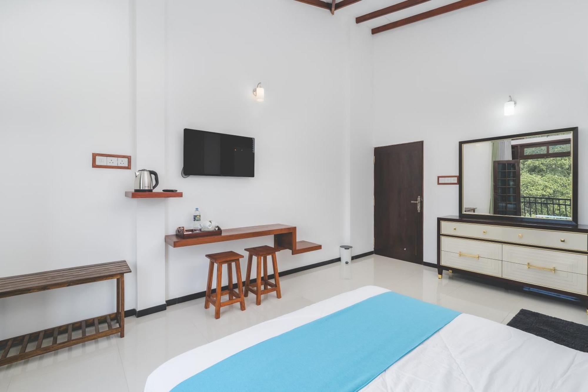 Horizon View Bed & Breakfast แคนดี้ ภายนอก รูปภาพ
