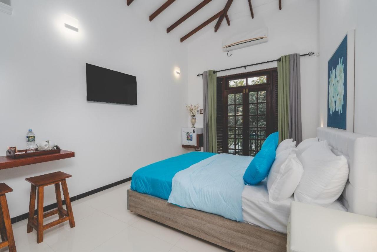 Horizon View Bed & Breakfast แคนดี้ ภายนอก รูปภาพ